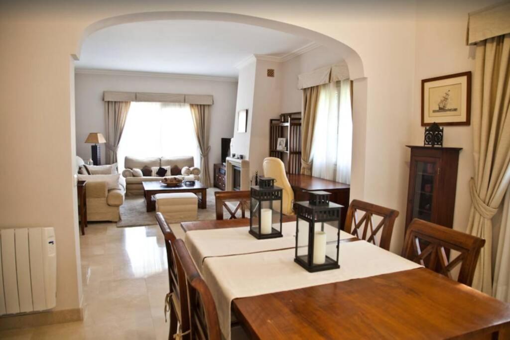 Casa Pinsa - Grosszuegiges Mediterran-Stilvolles Ferienhaus Mit Eigenem Pool In Puig De Ros Llucmajor Kültér fotó